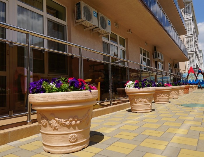 Внешний вид и территория - Курортный отель «Гранд Прибой»