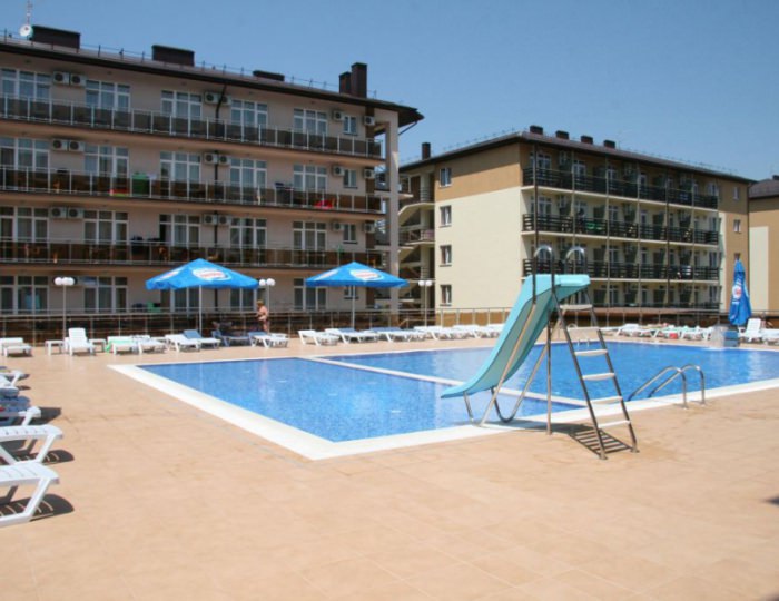 Открытый подогреваемый бассейн - Курортный отель «Гранд Прибой»